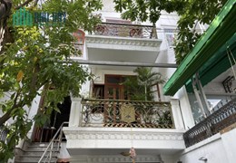 CHÍNH CHỦ BÁN NHÀ TÂN BÌNH, 5 x20m, Ô TÔ NGỦ TRONG NHÀ, SỔ ĐẸP, GIÁ TỐT