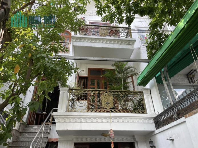 CHÍNH CHỦ BÁN NHÀ TÂN BÌNH, 5 x20m, Ô TÔ NGỦ TRONG NHÀ, SỔ ĐẸP, GIÁ TỐT