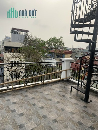 Nhà Võng Thị cạnh Hồ Tây 7T thang máy ô tô vào nhà, dân tự xây, 2 mặt thoáng trước sau, hơn 10tỷ