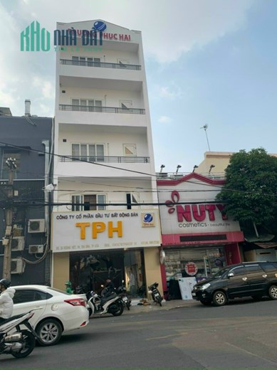 Bán nhà HXH 8m - D2 - Nguyễn Gia Trí. DT: 5.3mx17m, 4T, HĐT: 23tr. Giá: 13,7 tỷ TL.