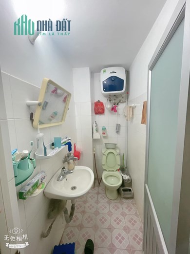 Nhà cạnh Hồ Tây phố Lạc Long Quân, ôtô vào nhà, kinh doanh, nhà 2 mặt thoáng 45m2*5T giá chỉ 9 tỷ