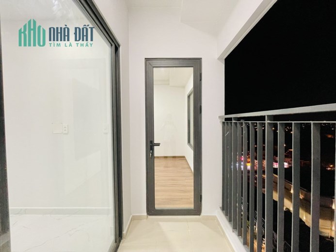 Bán căn hộ Charm Dĩ An tầng 19 giá 1850tr sổ hồng riêng