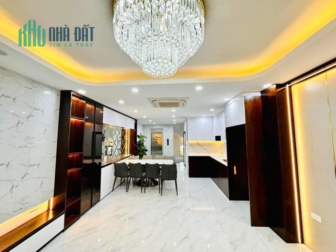 PHÂN LÔ VIP TRUNG KÍNH -  Ô TÔ 7 CHỖ DỪNG ĐỖ - GARA Ô TÔ. 58M X 5T. GIÁ 12 TỶ