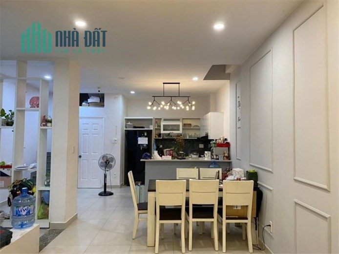 CHỦ GẤP BÁN GIẢM 1 TỶ 2 - CHỈ NHỈNH 7 TỶ - SÁT HXH HUỲNH VĂN BÁNH - PHÚ NHUẬN - 70M2 - 3 TẦNG