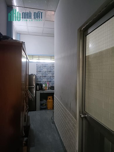 NHÀ NGỘP BANK - NGUỒN CHO NHÀ ĐẦU TƯ, NHÀ CẤP 4 DT 100M2, HXH TRÁNH NHAU, NHƠN ĐƯC NHÀ BÈ, CHỈ 2TỶ6