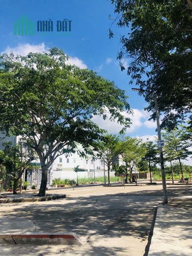BÁN ĐẤT KDC 1368 LÊ VĂN LƯƠNG ĐỐI DIỆN CÔNG VIÊN
