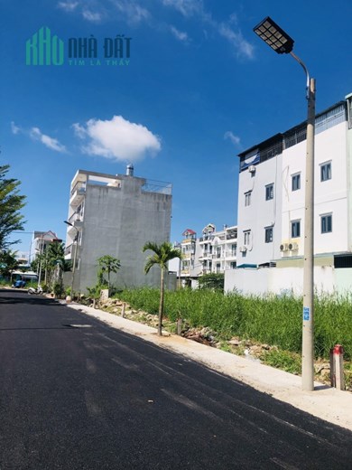 BÁN ĐẤT KDC 1368 LÊ VĂN LƯƠNG ĐỐI DIỆN CÔNG VIÊN