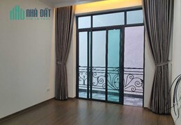 Nhà ở Thịnh Quang Đống Đa siêu hiện đại lại còn thuận tiện