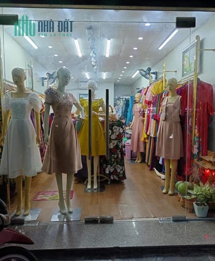 Mặt phố Chiến Thắng sầm uất gần Học viện Mật Mã, 2 mặt đường 68m2 chỉ 15.68 tỷ. LH 0989.62.6116