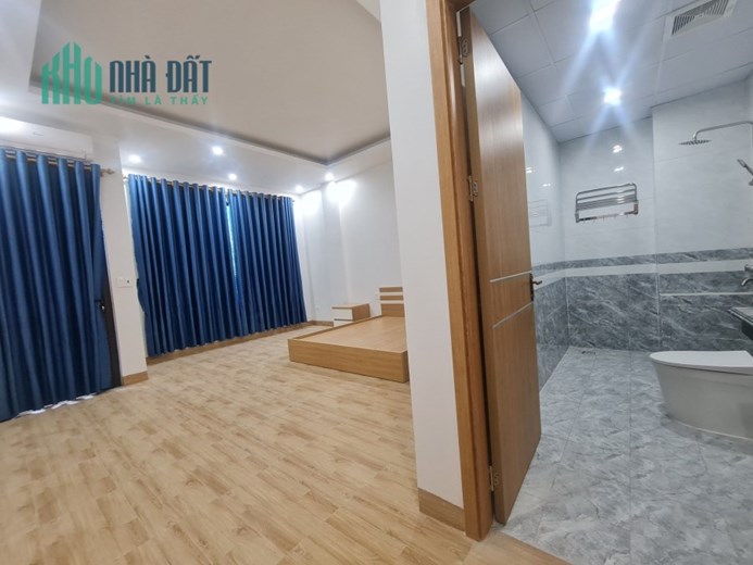 Cho thuê nhà 4 tầng phường Liên bảo, Vĩnh yên .
