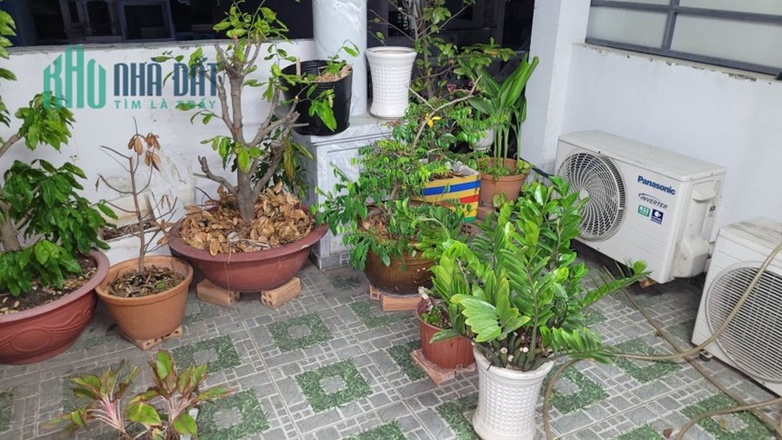 NHA QUẬN BINH TÂN .GẦN NGÃ TƯ 4 XÃ, GIÁP TÂN PHÚ, HẺM 8M ÔTÔ
Mã Lò.Khu Phố 10 Bình Trị Đông A Bình