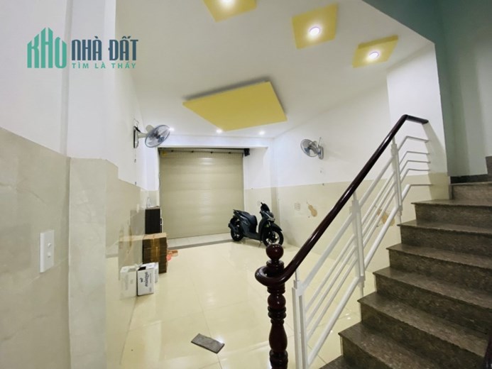 SIÊU PHẨM MÃ LÒ - 46M2 - 3 TẦNG.  HẺM NHỰA 8M XE HƠI NGỦ NHÀ. GIÁ SIÊU HIẾM CHỈ 5.2 TỶ