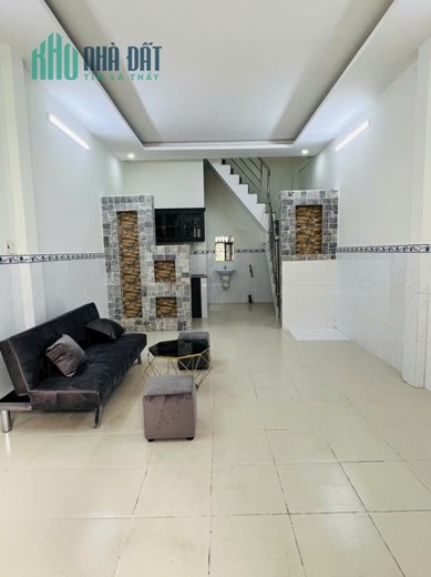 Bán Gấp Nhà Lê Văn Quới Ngay ngã tư 4 xã hẻm xe hơi đỗ cửa 40 m2 ,2 Tầng  Nhỉnh 3 tỷ