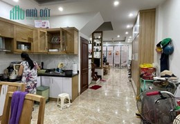 Tôi cần bán nhà tại Hoàng Đạo Thúy Cầu Giấy, căn góc 60,3m, giá muốn bán 11,2 tỷ