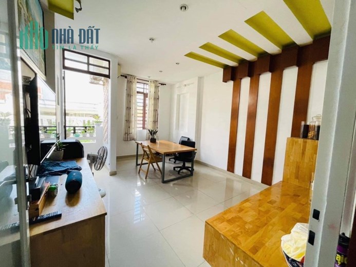 Bán nhà 1/ hẻm 7m  Âu Cơ quận Tân phú 4 x 18m- 4T BTCT hơn 6 tỷ TL CC