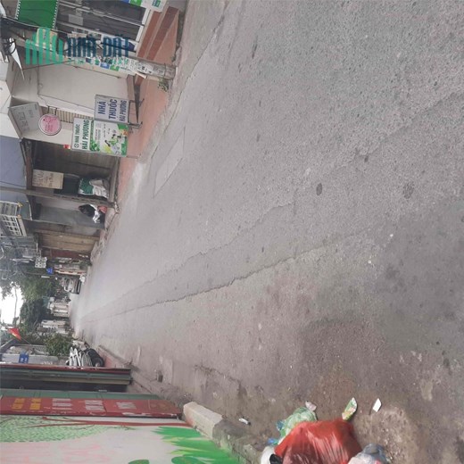 37MV ĐẤT CÁCH AEON MALL CHỈ 300M
GIÁ 2.45 TỶ THACHAJ BÀN,LONG BIÊN