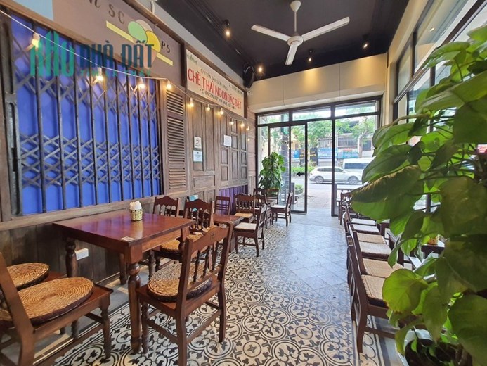 Mặt phố Nguyễn Văn Cừ, Lô Góc, Vị Trí Đỉnh, Kinh Doanh Đa Dạng, Sầm Uất.