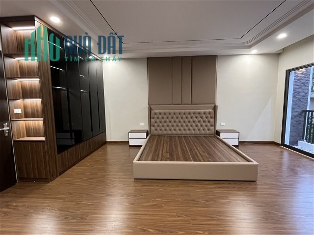 Bán nhà  Cổ Nhuế   - Gara otô– Thang máy -kinh doanh 66m 7tầng 12.4tỷ