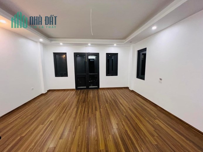 💥Mới tinh Yên Hòa, Cầu Giấy 41m*5T, Ngõ 3M, 10M ra mặt phố Ô tô, 6.3 tỷ💥