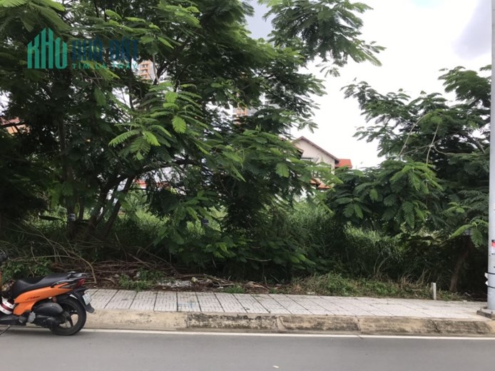 Bán lô ĐẤT Vàng xây Biệt Thự rộng 254m2 mặt tiền sông, phường An Phú Quận 2
