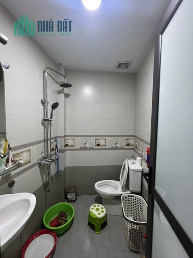 Bán nhà LÔ GÓC Nguyễn Trãi Thanh Xuân 50m 2 tầng mặt tiền 4m ba bước ra ô tô nhỉnh 3 tỷ