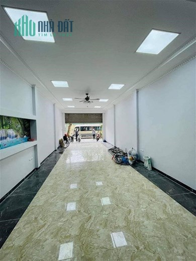 Bán nhà phố Hoàng Cầu Quận Đống Đa 75m2x7 tầng thang máy, kinh doanh, Văn phòng, 2 ô tô tránh.