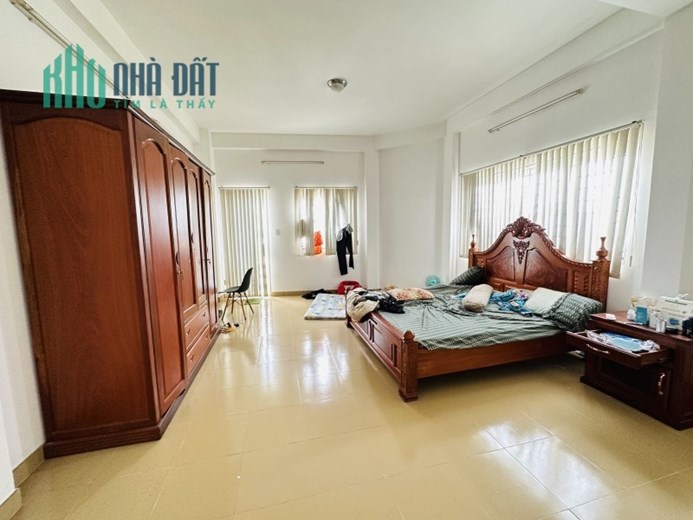 Bán Nhà 6 Tầng Lê Thị Bạch Cát, Q11 Giáp Q 10,, Hẻm ÔTÔ 7 Chỗ , DT 4.7m x 12m, Chỉ 7.8 Tỷ