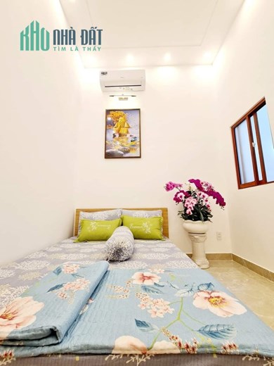 SIÊU PHẨM NHÀ GỖ - HXH  - 40M2 NGANG 4M NHỈNH 4 TỶ