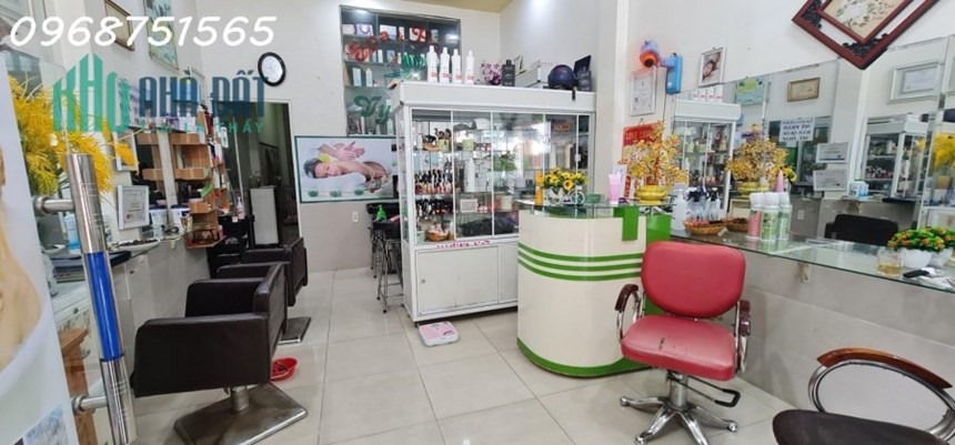 Bán Nhà 3 Tầng Lê Văn Việt Gần Vincom  Ngã Tư Thủ Đức  DT 75m2 chỉ 6 tỷ TL