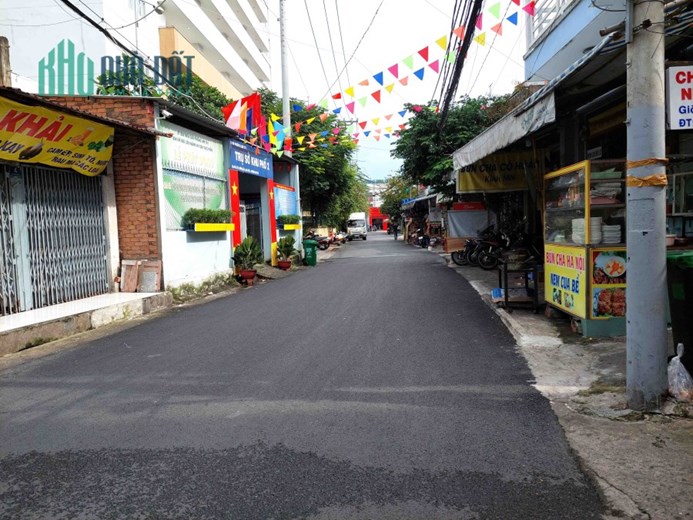 Bán Nhà Gần Phạm Văn Đồng, Linh Tây Thủ Đức 420m2_10x42m2, 3Tầng Chỉ Nhỉnh 30tr.m2 Cho Thuê