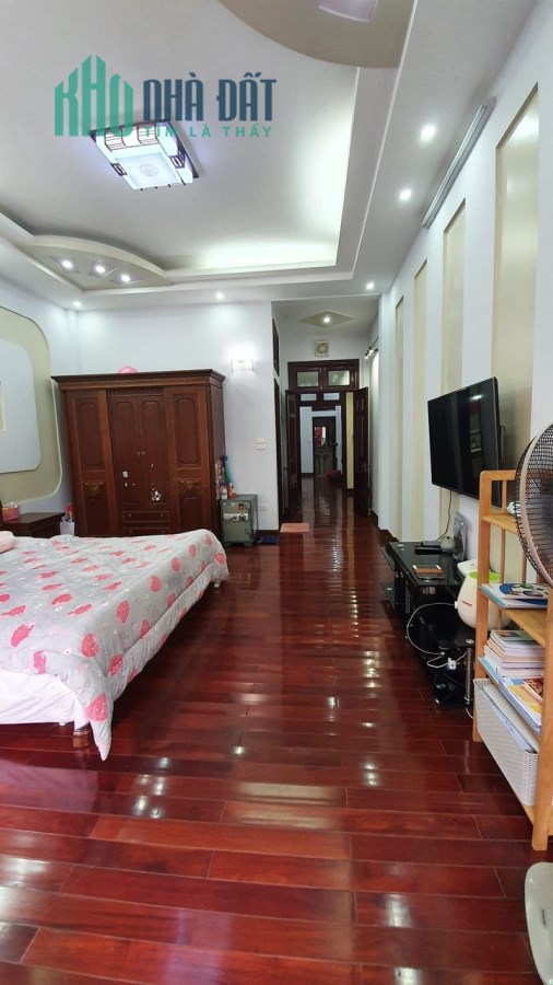 Bán nhà Đông Ngạc Thụy Phương, Bắc Từ Liêm, Lô Góc Sát Ô Tô Kinh Doanh 42m2, 6 Tầng, MT 5m 4.2 Tỷ.