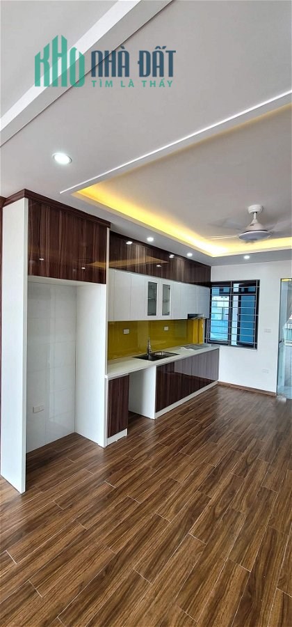 Bán Nhà Mặt Phố Nghi Tàm Quận Tây Hồ. 69m Xây 5 Tầng Mặt Tiền 4m Nhỉnh 17 Tỷ. Cam Kết Ảnh Thật Mô
