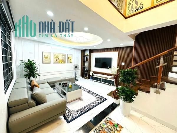 Bán nhà Thuỵ Phương, Từ Liêm,Nhà Đẹp Ngay Trường Tiểu Học, Ô Tô Kinh Doanh 38m², 5 tầng, 3.45