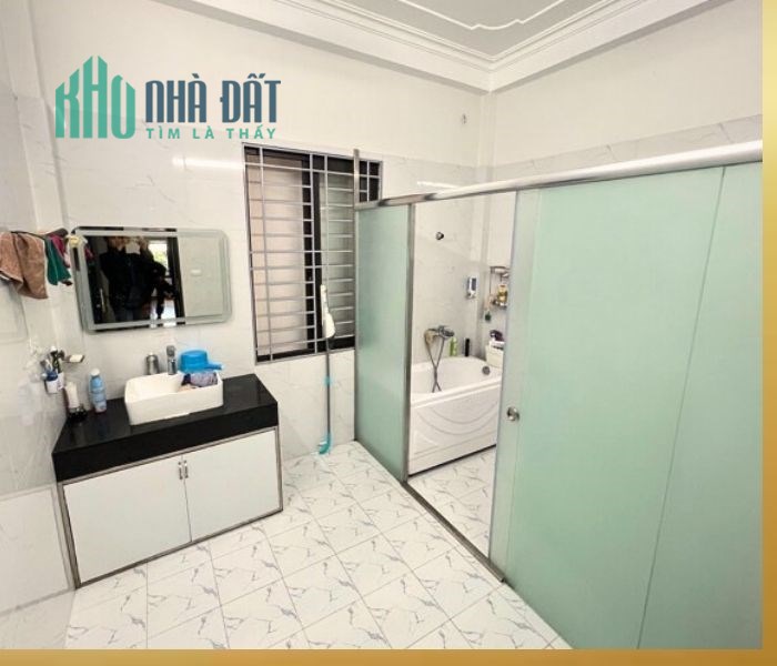 Bán Nhà Đẹp Ưng Ý - Giá Hợp Lý 6 tỷ 400 triệu - 38m2 x 6 tầng tại khu Hoàng Cầu, Đống Đa