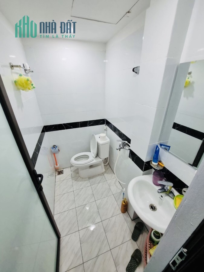 Nhà dòng tiền phố Khâm Thiên Đống Đa 39Mx6T 9 phòng dòng tiền 60tr/tháng nhỉnh 5 tỷ lh 0817606560