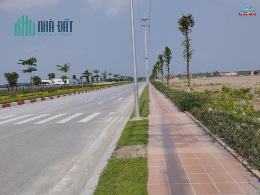 Chuyển nhượng lô đất 10ha KCN Thanh Liêm, Hà Nam, Nhà xưởng 1,3ha, cấp phép XD 70%, giá siêu rẻ.