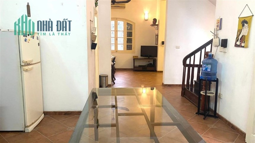 Bán Nhà Phố Nghi Tàm Quận Tây Hồ. 92m Xây 5 Tầng Mặt Tiền 6.6m Nhỉnh 10 Tỷ. Cam Kết Ảnh Thật Mô Tả
