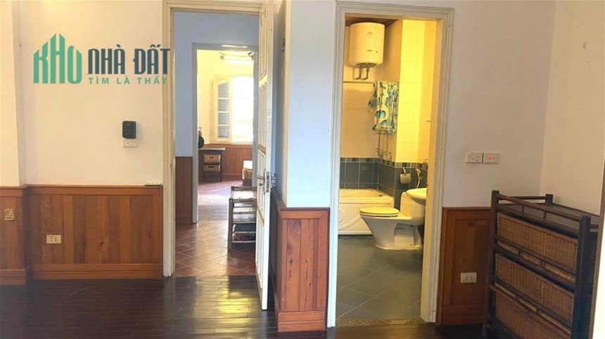 Bán Nhà Phố Nghi Tàm Quận Tây Hồ. 92m Xây 5 Tầng Mặt Tiền 6.6m Nhỉnh 10 Tỷ. Cam Kết Ảnh Thật Mô Tả