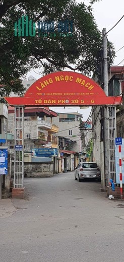 Bán đất Xuân Phương, mặt đường ô tô tránh nhau, thông thiên, kinh doanh sầm uất 35m2 - 2 tỉ nhỉnh.
