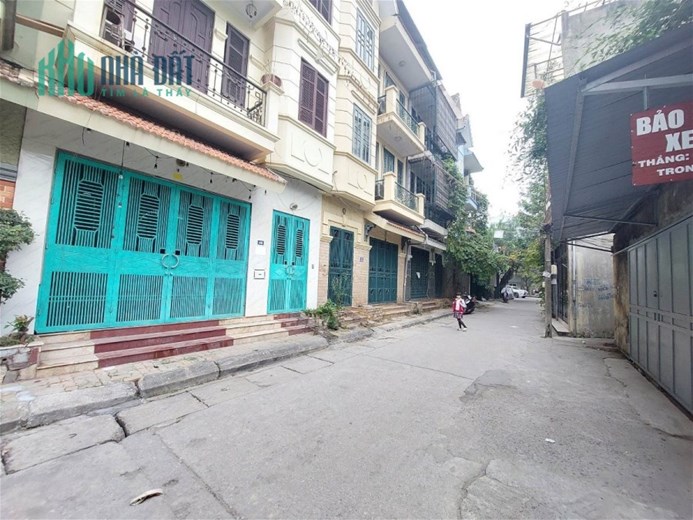 Bán Nhà Phố Nghi Tàm Quận Tây Hồ. 55m 5 Tầng Mặt Tiền 6m Nhỉnh 12 Tỷ. Cam Kết Ảnh Thật Mô Tả Chính