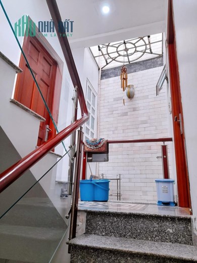 Bán nhà MT Nguyễn Trọng Tuyển - Nguyễn Văn Trỗi, Phú Nhuận, 4/5x15m, 6T- 7PN, 17.5 tỷ