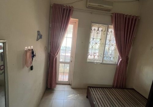 Chính chủ cho thuê phòng nhà Số 27 Phan Văn Trường, Cầu Giấy, Hà Nội; 3,5tr/th; 0984433075