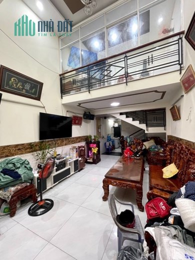 Bán Nhà Đẹp 5 Tầng, Bình Tân Giáp tân Phú 4m x 12m, Hẻm Xe Hơi, Chỉ 4.5 Tỷ