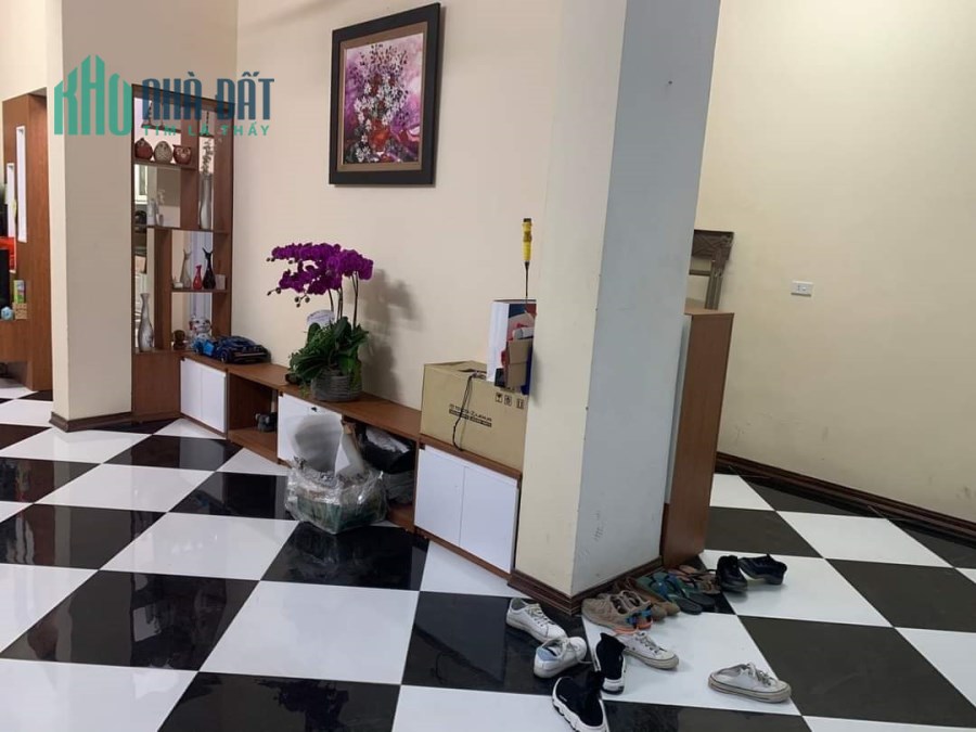 Siêu phẩm NGÕ VIP - Ô TÔ 7 chỗ - PHÂN LÔ - trong ngõ 106 HOÀNG QUỐC VIỆT - 80m2 giá 11,2 tỷ