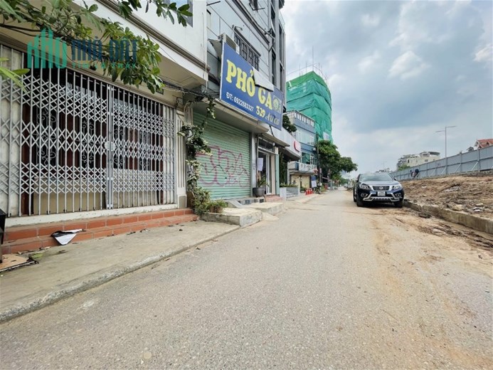 Bán Nhà Mặt Phố Âu Cơ Quận Tây Hồ. 44m Xây 5 Tầng Nhỉnh 12 Tỷ. Cam Kết Ảnh Thật Mô Tả Chính Xác.