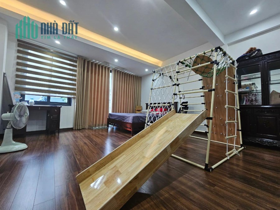 bán gấp căn nhà Tây Hồ - 5 tầng, phân lô, ô tô tránh - thang máy - sau tòa HDI