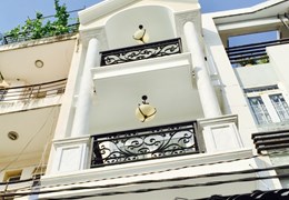 Bán Nhà MẶT TIỀN KD đường Trần Quang Khải,Q.1,DT:4mx25m,KC:2 lầu,Giá:22,5 tỷ