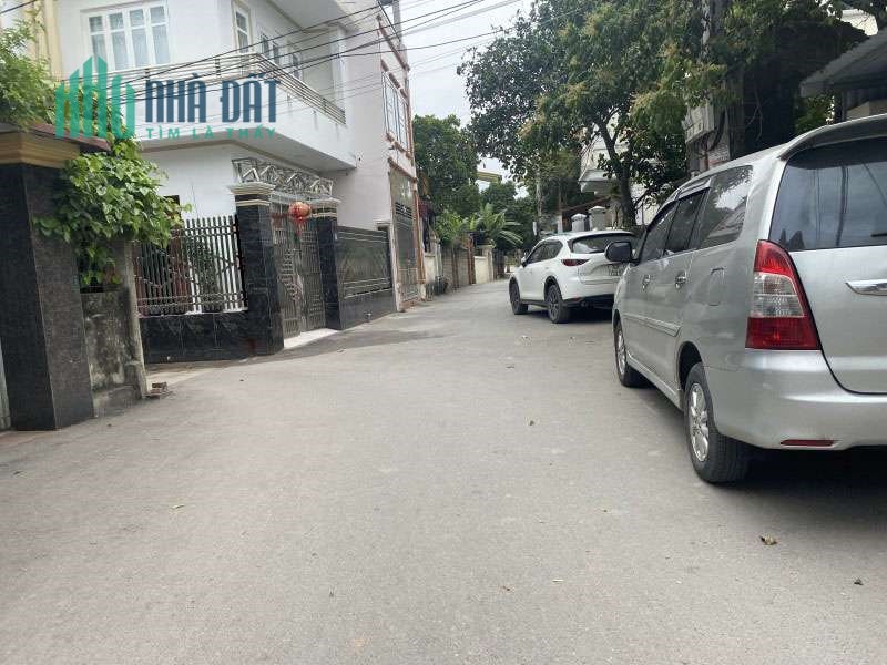 Bán nhà Hà Huy Tập, Yên Viên, kinh doanh, oto tránh, gần trường chợ, 86m, 6 tỷ 4