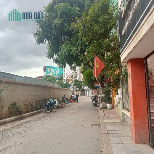 Bán Nhà Phố Âu Cơ Quận Tây Hồ. 116m Nhỉnh 11 Tỷ. Cam Kết Ảnh Thật Mô Tả Chính Xác. Chủ Thiện Chí