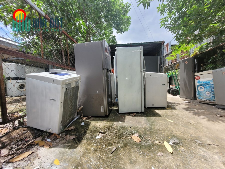 Bán nhà Linh Xuân, Thủ Đức, DT: 10mx22m, đường ôtô, giá hơn 4 tỷ.
